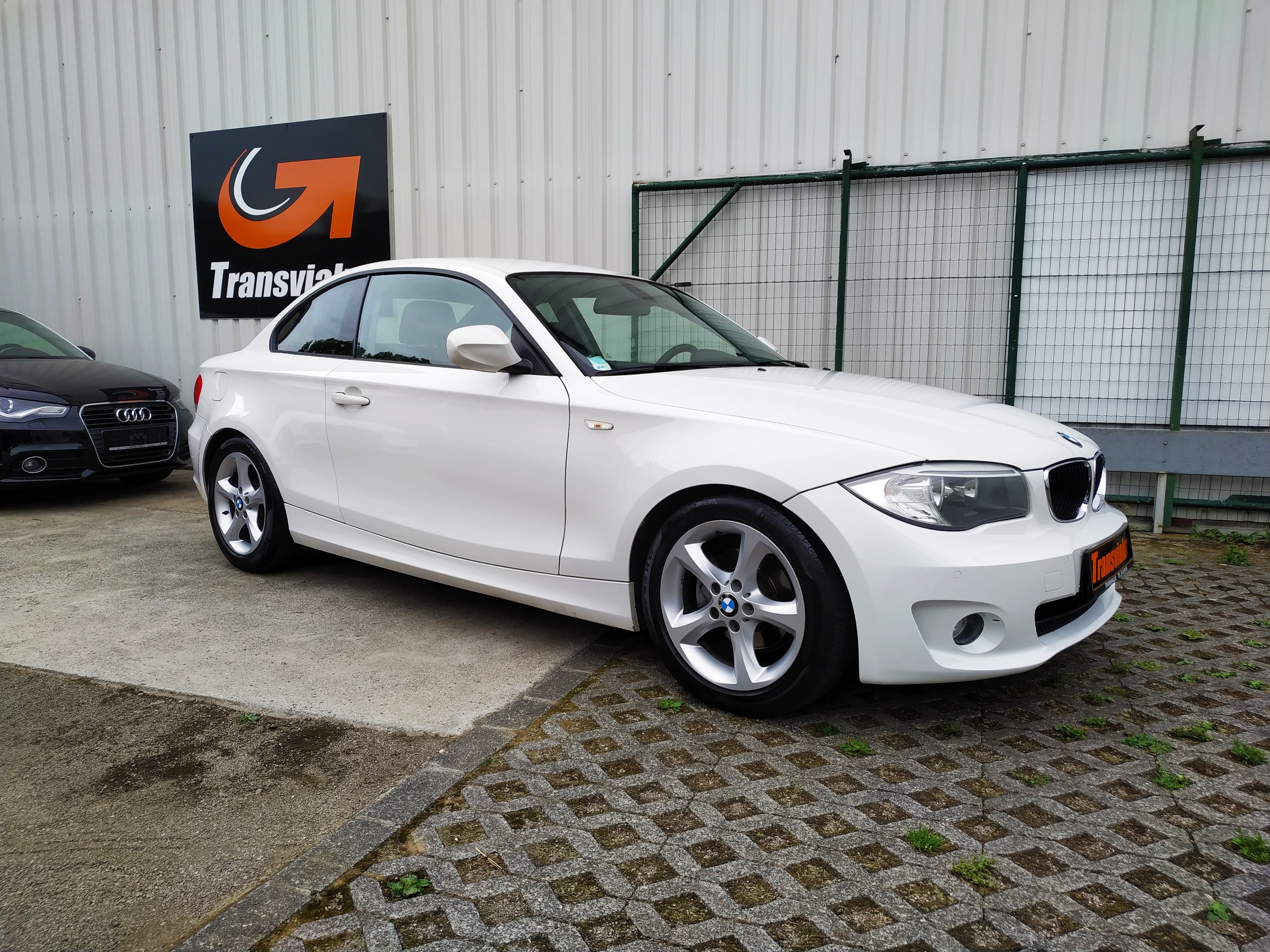 Face Avant Pour BMW Série 1 E82 Coupé (2011) - Pièce Occasion Référence 51 64 7 193 192